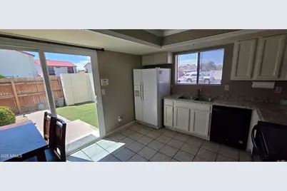 2831 E Waltann Lane #1, Phoenix, AZ 85032 - Photo 14