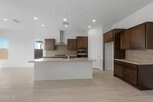 24898 N 170th Dr, Surprise, AZ 85387 - Photo 14