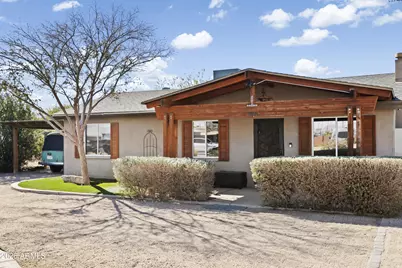 12042 N 30th Place, Phoenix, AZ 85028 - Photo 2