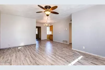 2218 N 35th Street, Phoenix, AZ 85008 - Photo 4