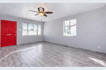 2218 N 35th Street, Phoenix, AZ 85008 - Photo 2