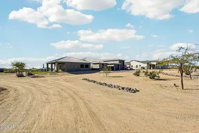 14343 W Oberlin Way, Surprise, AZ 85387 - Photo 2