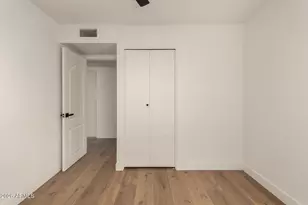 516 E Greenway Dr, Tempe, AZ 85282 - Photo 18