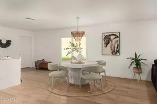 516 E Greenway Dr, Tempe, AZ 85282 - Photo 8