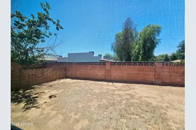 2601 E Virginia Avenue, Phoenix, AZ 85008 - Photo 26