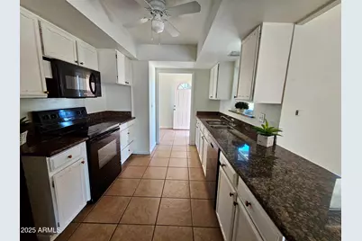 2601 E Virginia Avenue, Phoenix, AZ 85008 - Photo 10