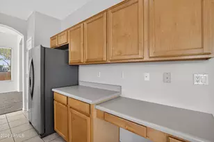 2333 W Carter Rd, Phoenix, AZ 85041 - Photo 24