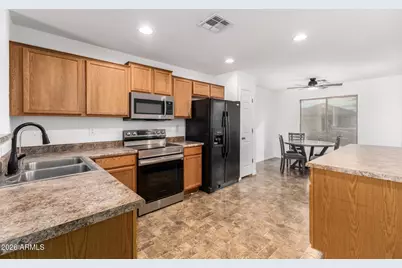 23570 W Mohave Street, Buckeye, AZ 85326 - Photo 8