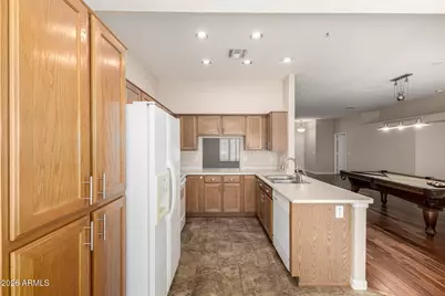 10109 W Denton Lane, Glendale, AZ 85307 - Photo 16