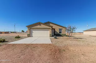 3760 N La Paz Dr, Eloy, AZ 85131 - Photo 1