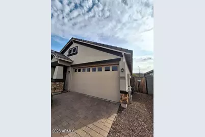 18541 W Mescal Street, Surprise, AZ 85388 - Photo 4