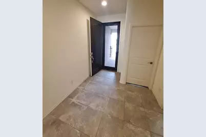18541 W Mescal Street, Surprise, AZ 85388 - Photo 8