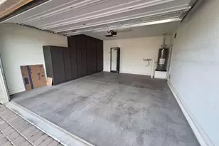 18541 W Mescal St, Surprise, AZ 85388 - Photo 30