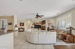 19075 N Alameda Dr, Surprise, AZ 85387 - Photo 10