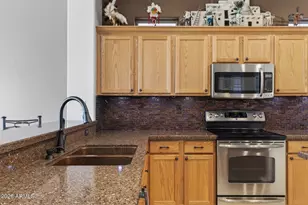 19075 N Alameda Dr, Surprise, AZ 85387 - Photo 32