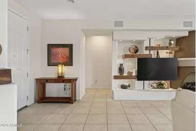 19075 N Alameda Drive, Surprise, AZ 85387 - Photo 6