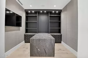 6587 N Palmeraie Blvd, Paradise Valley, AZ 85253 - Photo 18