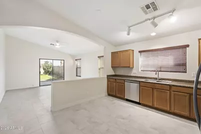 40332 W Hayden Drive, Maricopa, AZ 85138 - Photo 8