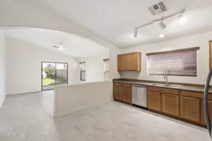 40332 W Hayden Dr, Maricopa, AZ 85138 - Photo 8