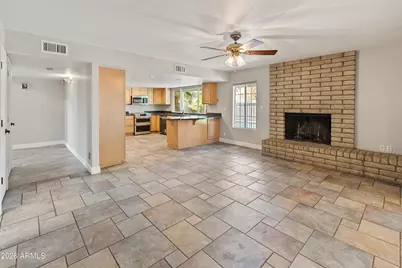 8464 N 7th Avenue, Phoenix, AZ 85021 - Photo 14