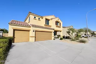 12202 W Del Rio Ln, Avondale, AZ 85323 - Photo 2