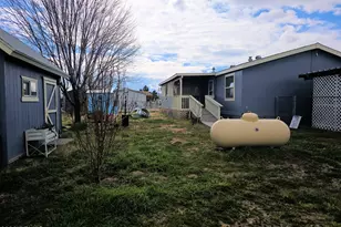 18415 S Henry Coe Rd, Peeples Valley, AZ 86332 - Photo 18