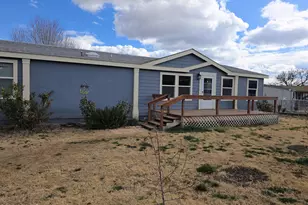 18415 S Henry Coe Rd, Peeples Valley, AZ 86332 - Photo 1