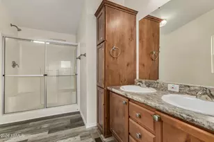 555 W Warner Rd, Chandler, AZ 85225 - Photo 20