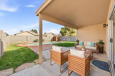 10432 W Reade Avenue, Glendale, AZ 85307 - Photo 8