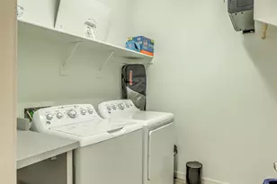 7727 W Agora Ln, Phoenix, AZ 85043 - Photo 24