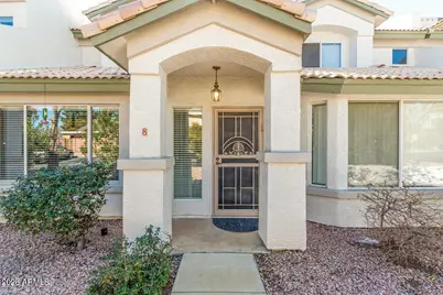 4805 E Kachina Trail #8, Phoenix, AZ 85044 - Photo 1