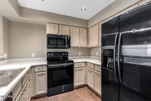 4805 E Kachina Trail, Phoenix, AZ 85044 - Photo 8