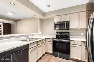 4805 E Kachina Trail, Phoenix, AZ 85044 - Photo 10