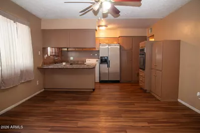 6001 W Earll Drive, Phoenix, AZ 85033 - Photo 2