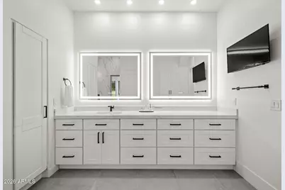 7100 E Berneil Drive, Paradise Valley, AZ 85253 - Photo 26