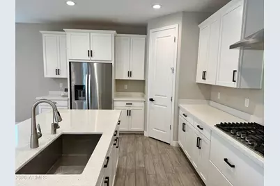 1099 S Peden Drive, Chandler, AZ 85286 - Photo 6