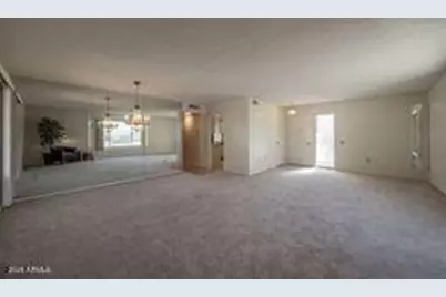 11036 W Oak Ridge Road, Sun City, AZ 85351 - Photo 4