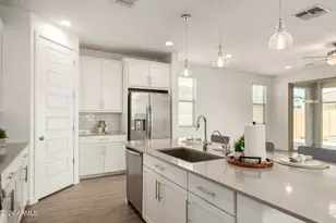 130 E Elmwood Pl, Chandler, AZ 85249 - Photo 10