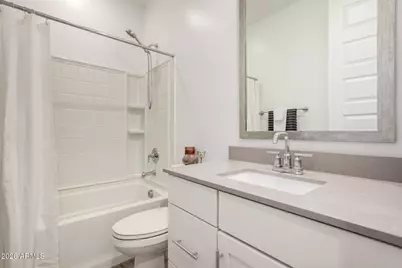 130 E Elmwood Place E, Chandler, AZ 85249 - Photo 28