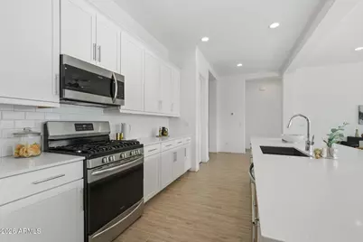 24749 N 175th Avenue, Surprise, AZ 85387 - Photo 14