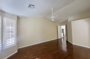 1409 E Desert Flower Ln, Phoenix, AZ 85048 - Photo 8