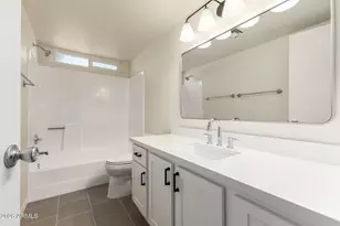 7920 W Columbine Dr, Peoria, AZ 85381 - Photo 12