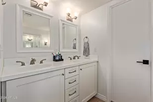 1065 E Fairmont Dr, Tempe, AZ 85282 - Photo 24