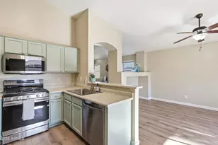 10809 W Rio Vista Ln, Avondale, AZ 85323 - Photo 18