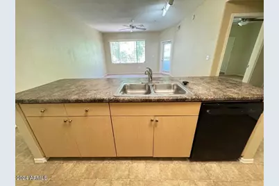 18416 N Cave Creek Road #Apt 2027, Phoenix, AZ 85032 - Photo 4
