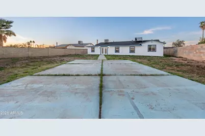 8217 W Campbell Avenue, Phoenix, AZ 85033 - Photo 42