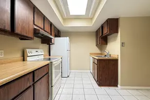 546 S Allred Dr, Tempe, AZ 85288 - Photo 6