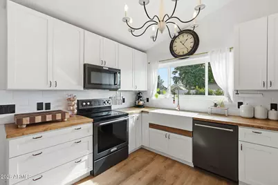 26027 S Valencia Avenue, Queen Creek, AZ 85142 - Photo 12