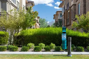 17850 N 68th St, Phoenix, AZ 85054 - Photo 24