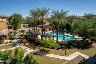 17850 N 68th St, Phoenix, AZ 85054 - Photo 2